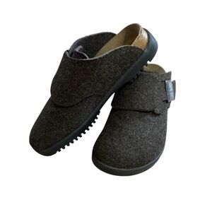 Birkenstock Boston Betula brown wool felt clogs